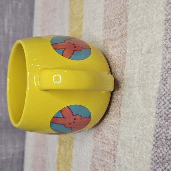 Yellow Mug with Easter Design - Picture 2 of 8
